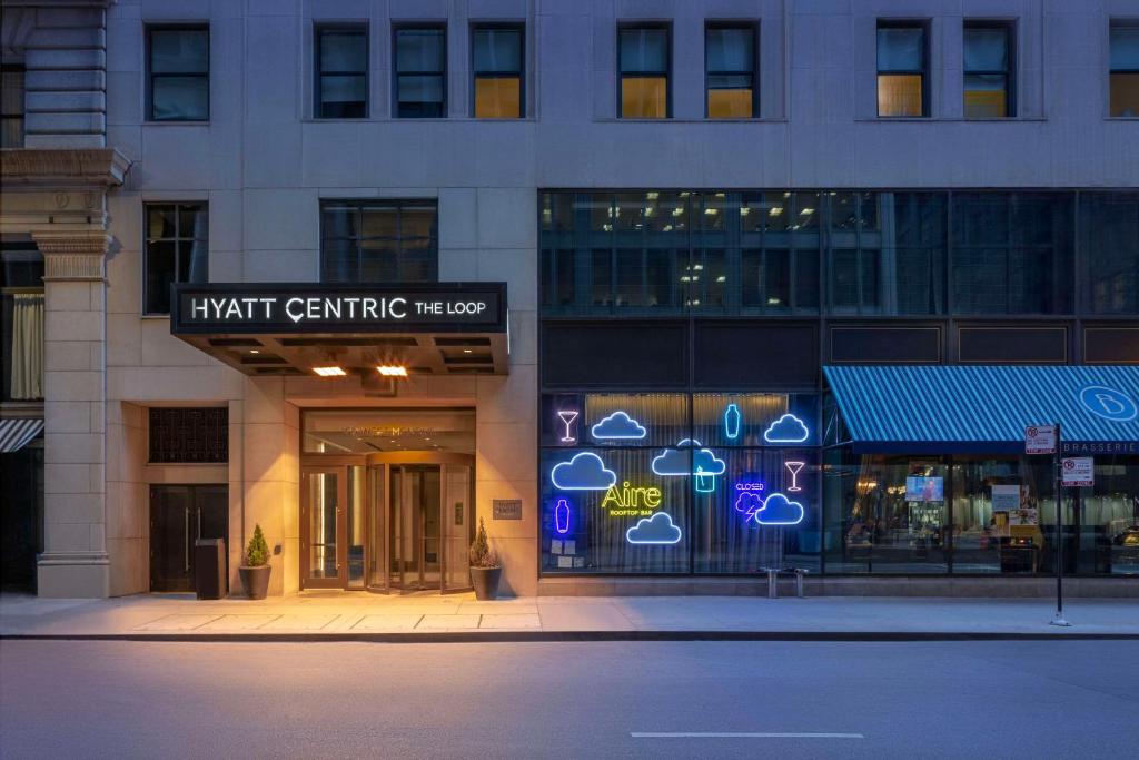 Hyatt Centric Chicago Loop