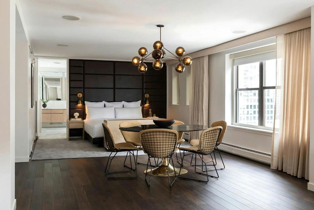 A suite dining area