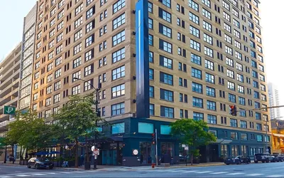Hotel 55 Chicago Downtown exterior