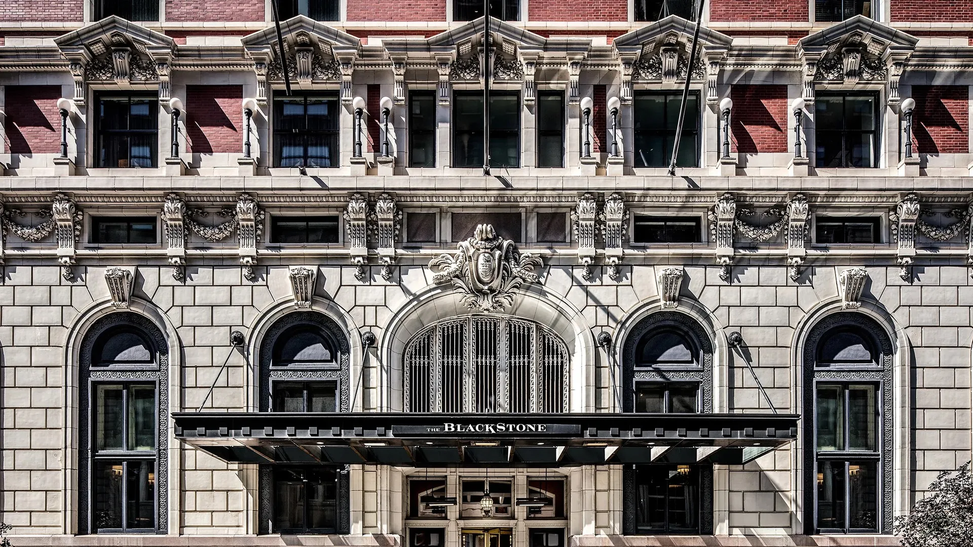 The Blackstone, Autograph Collection exterior view.