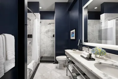 Guest room at The Blackstone, Autograph Collection