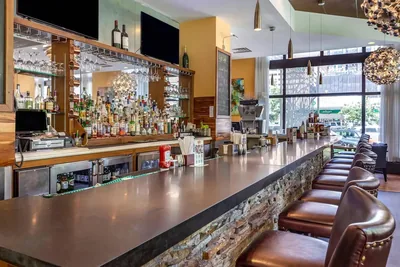 Restaurant and bar at Hotel Blake