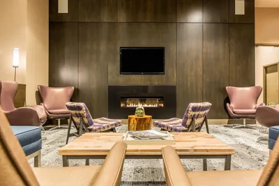 Lobby at Cambria Hotel Chicago Loop