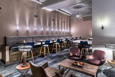 Restaurant and bar at Cambria Hotel Chicago Loop