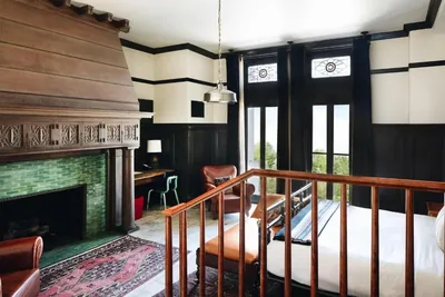 Suite at Chicago Athletic Association Hotel