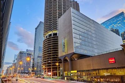 Hotel Chicago Downtown, Autograph Collection exterior