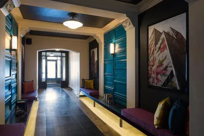 Lobby at City Suites Hotel