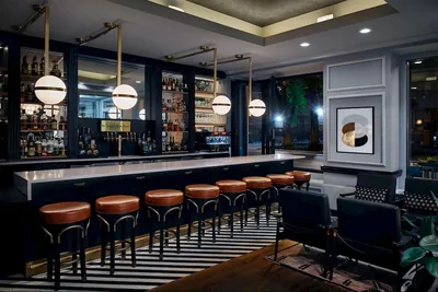 Restaurant and bar at Claridge House