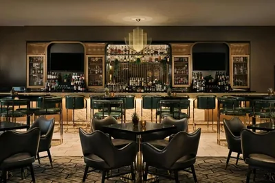 Restaurant and bar at The Gwen, a Luxury Collection Hotel