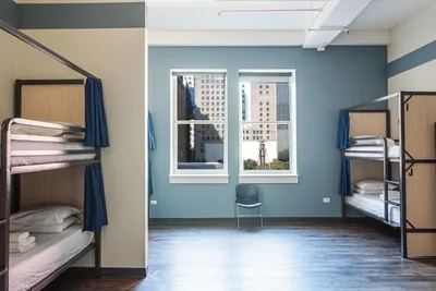 Suite at HI Chicago \u2014 the J. Ira and Nicki Harris Family Hostel