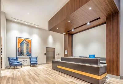 Lobby at Hilton Garden Inn Chicago Central Loop