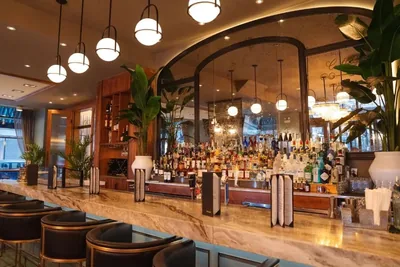 Restaurant and bar at Hyatt Centric The Loop Chicago