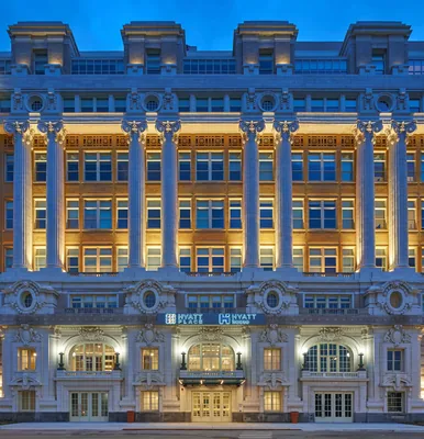 Hyatt House/Hyatt Place Chicago Medical/University District exterior