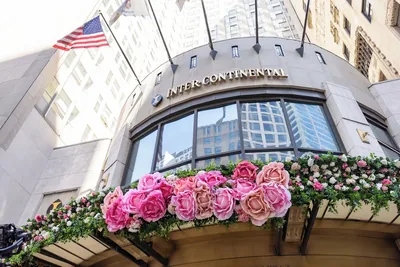 InterContinental Chicago Magnificent Mile exterior