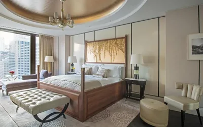 Guest room at The Langham, Chicago
