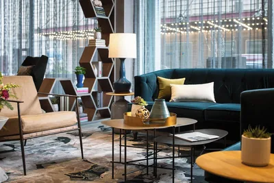 Lobby at Le M\u00e9ridien Essex Chicago