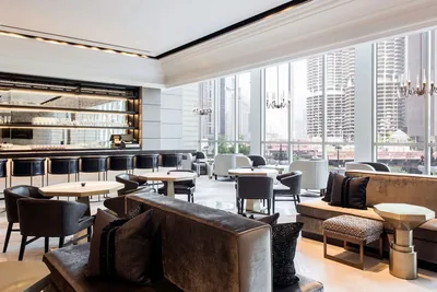 Restaurant and bar at LondonHouse Chicago