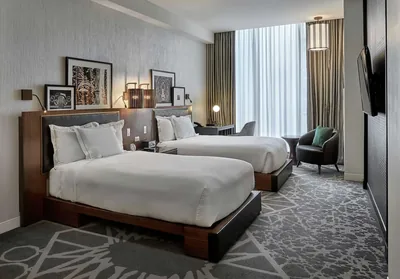 Guest room at LondonHouse Chicago