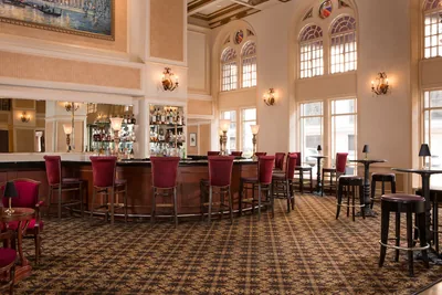 Restaurant and bar at Millennium Knickerbocker Hotel Chicago