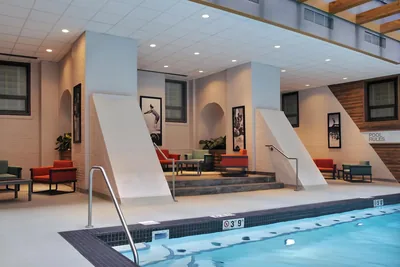 Amenities at Palmer House, a Hilton Hotel
