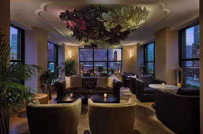 Restaurant and bar at Pendry Chicago
