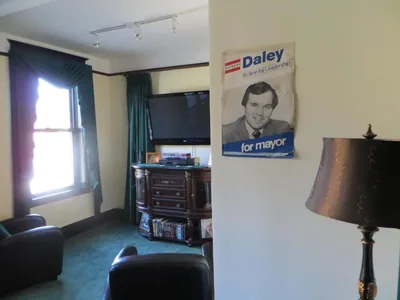 Guest room at The Polo Inn Bridgeport U.S.A.