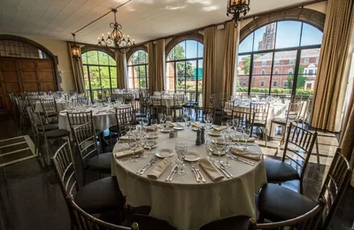 Restaurant and bar at The Quadrangle Club, University of Chicago