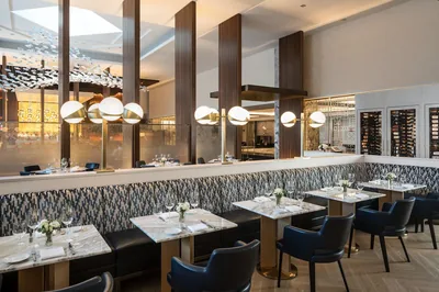 Restaurant and bar at The Ritz-Carlton, Chicago