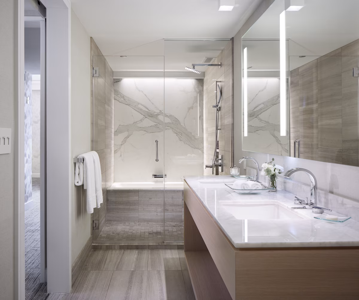 Guest room at The Ritz-Carlton, Chicago