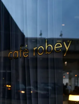 Restaurant and bar at The Robey