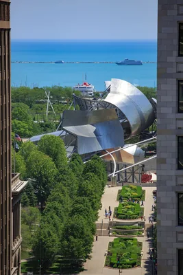 Views from Staypineapple, An Iconic Hotel, The Loop