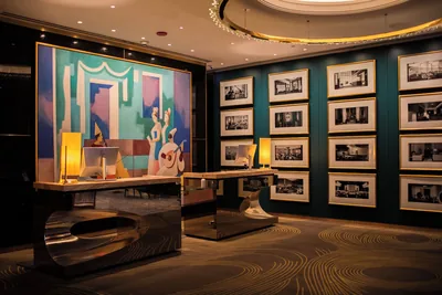 Lobby at Viceroy Chicago