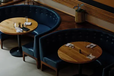 Restaurant and bar at Viceroy Chicago