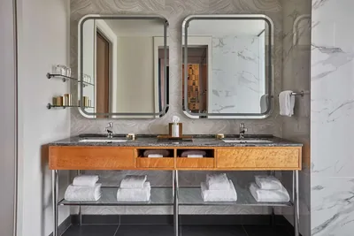 Guest room at Viceroy Chicago