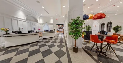 Lobby at Warwick Allerton - Chicago