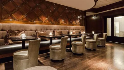 Restaurant and bar at The Whitehall Hotel