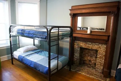 Guest room at Wrigley Hostel