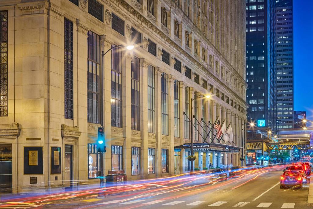 JW Marriott (Continental & Commercial National Bank Building)